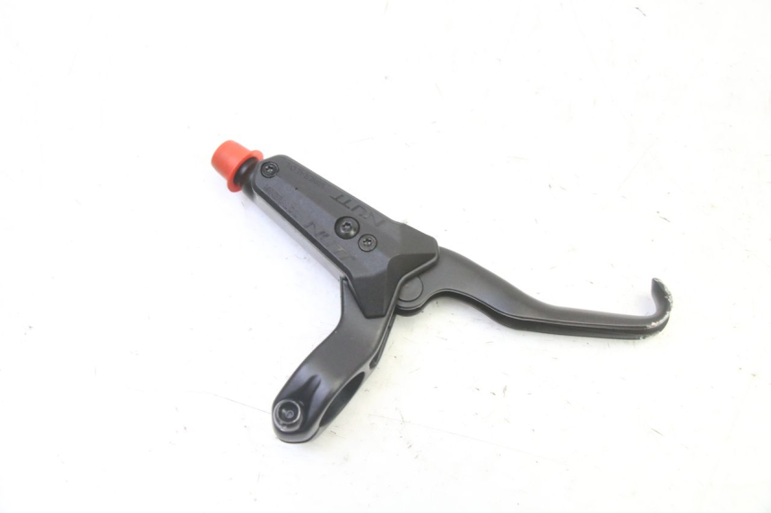 photo de FRONT MASTER CYLINDER DUALTRON VICTOR LIMITED 1