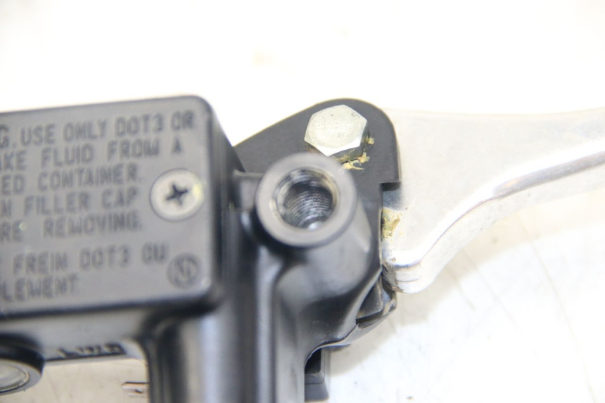 photo de FRONT BRAKE MASTER CYLINDER HONDA VISION NSC R 50 (2013 - 2015)