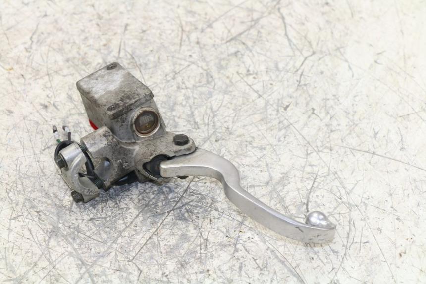 photo de FRONT BRAKE MASTER CYLINDER KYMCO VITALITY 2T 50 (2004 - 2010)