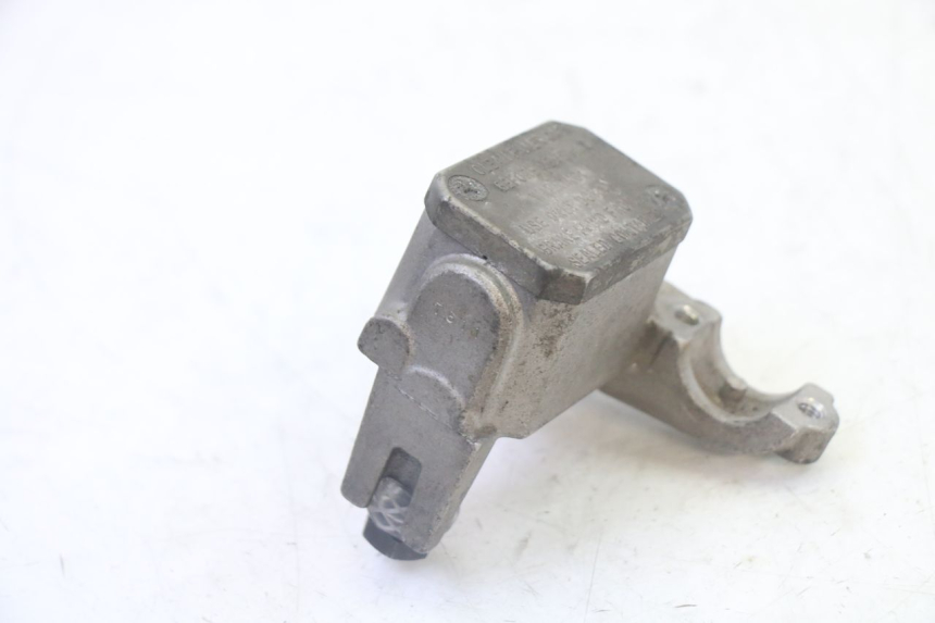 photo de FRONT BRAKE MASTER CYLINDER YAMAHA X-CITY XCITY 125 (2007 - 2008)