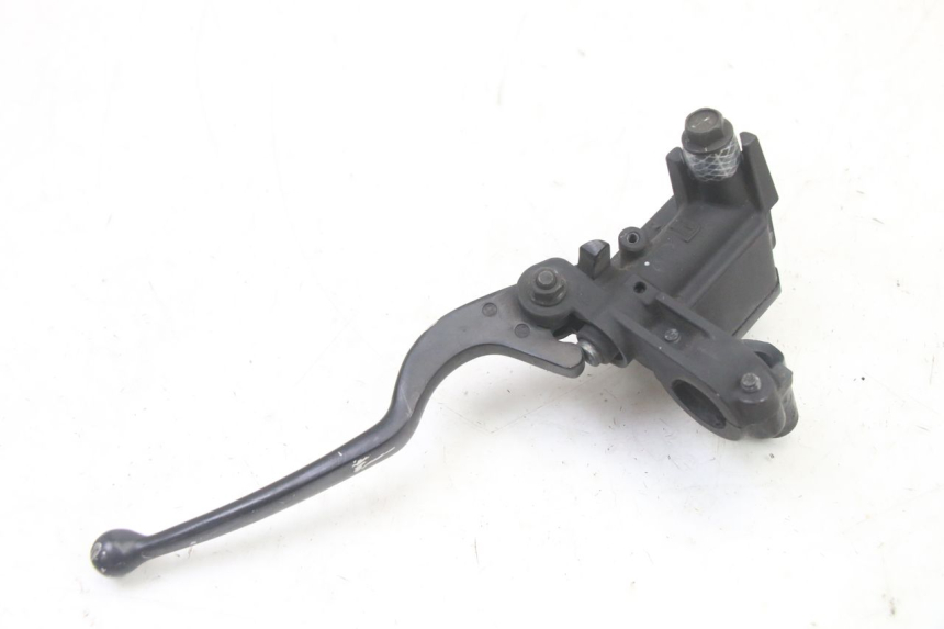 photo de FRONT MASTER CYLINDER YAMAHA X-MAX XMAX 125 (2010 - 2014)