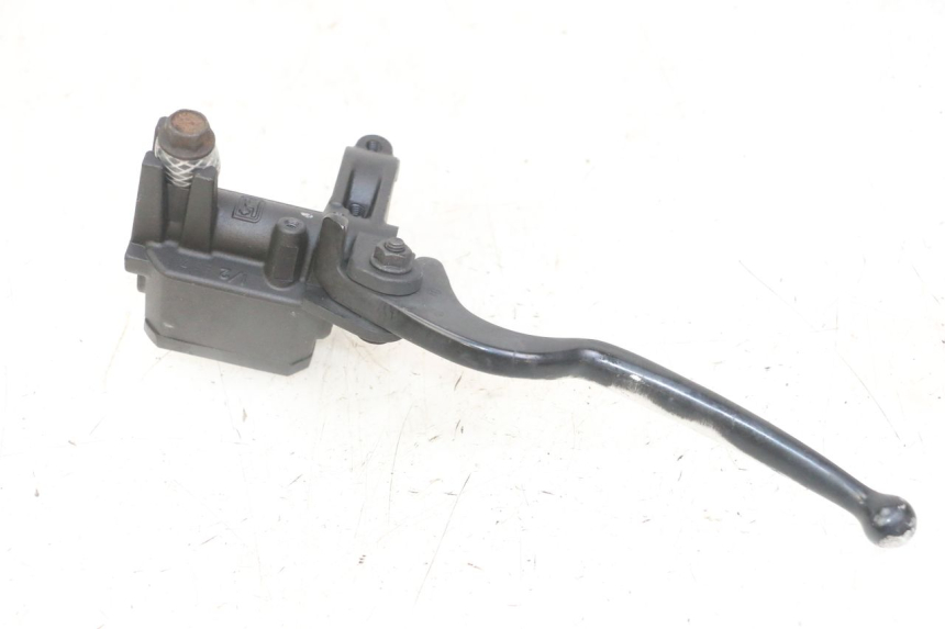 photo de FRONT MASTER CYLINDER YAMAHA X-MAX XMAX 125 (2010 - 2014)