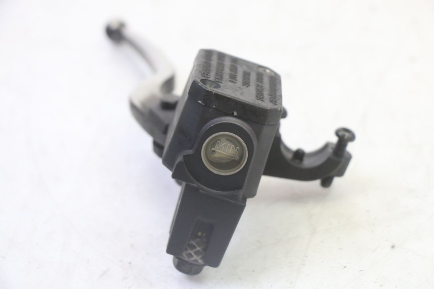 photo de FRONT MASTER CYLINDER YAMAHA X-MAX XMAX 125 (2010 - 2014)