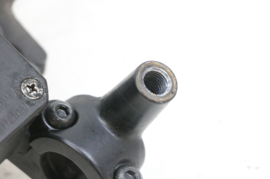 photo de FRONT MASTER CYLINDER YAMAHA X-MAX XMAX 125 (2010 - 2014)
