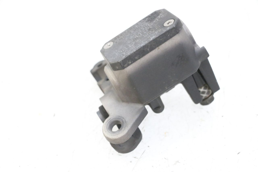 photo de FRONT MASTER CYLINDER YAMAHA X-MAX XMAX 125 (2010 - 2013) - Main view