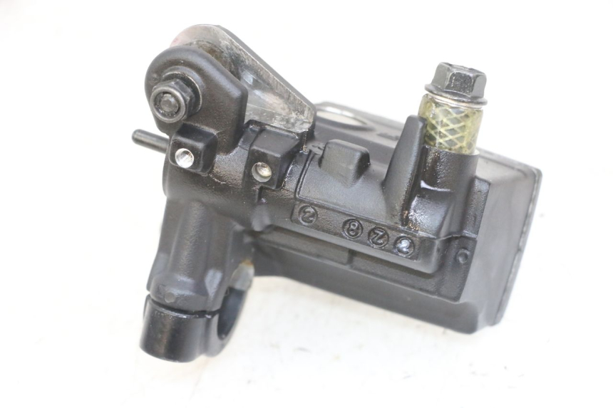 photo de FRONT BRAKE MASTER CYLINDER YAMAHA XJ6 ABS 600 (2008 - 2016)