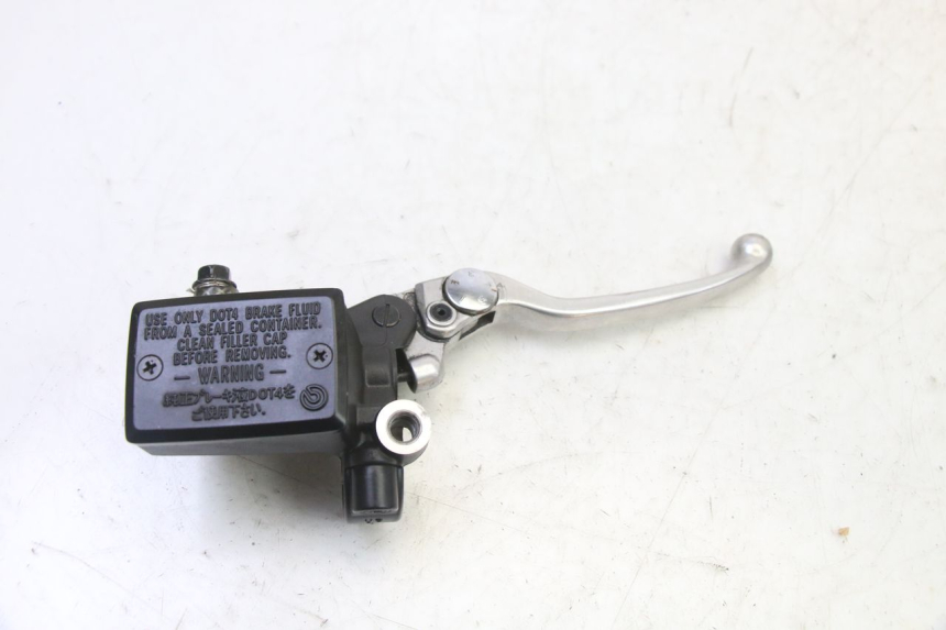 photo de FRONT BRAKE MASTER CYLINDER YAMAHA XJ6 ABS 600 (2008 - 2016)