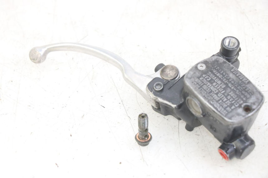 photo de FRONT BRAKE MASTER CYLINDER YAMAHA XJN DIVERSION 600 (2000 - 2003)