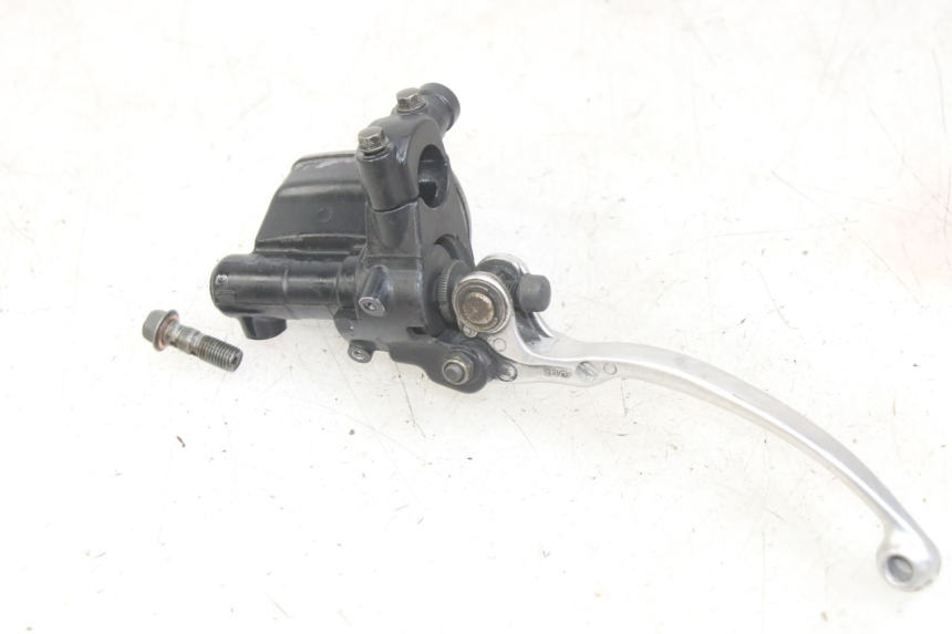 photo de FRONT BRAKE MASTER CYLINDER YAMAHA XJN DIVERSION 600 (2000 - 2003)