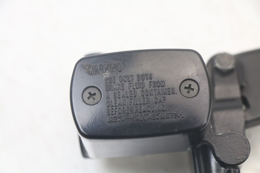 photo de FRONT MASTER CYLINDER YAMAHA XMAX X-MAX ABS 125 (2017 - 2020)