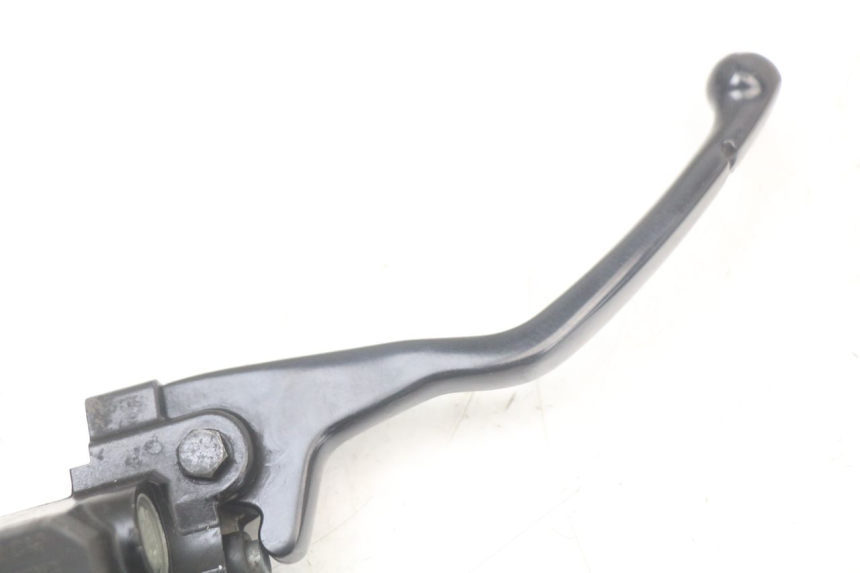 photo de FRONT MASTER CYLINDER YAMAHA AEROX 2T 50 (2013 - 2017)