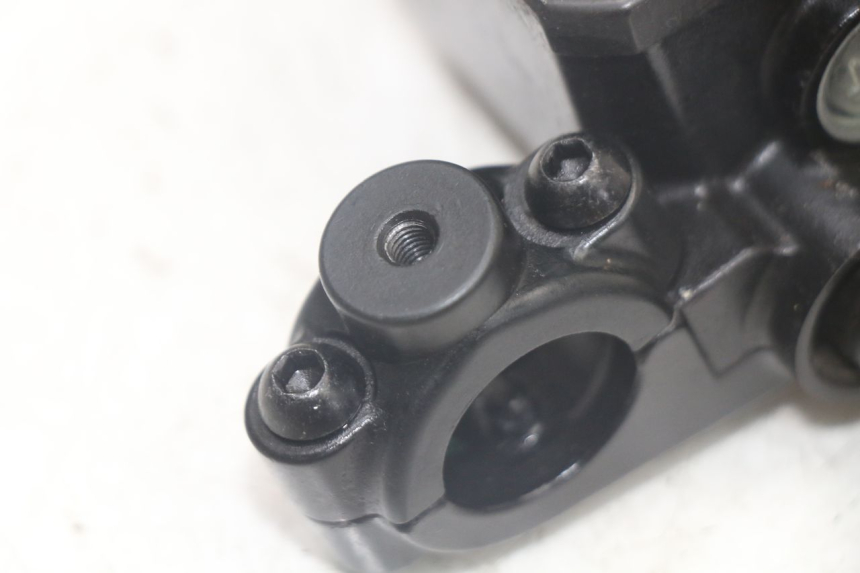photo de FRONT MASTER CYLINDER YAMAHA AEROX 2T 50 (2013 - 2017)
