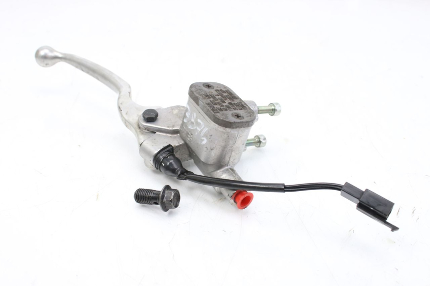 photo de FRONT BRAKE MASTER CYLINDER YAMAHA D'ELIGHT DELIGHT 115 (2013 - 2017)