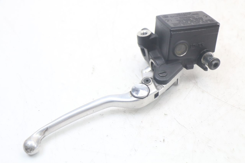 photo de FRONT BRAKE MASTER CYLINDER YAMAHA MT-07 MT07 ABS 700 (2014 - 2017)