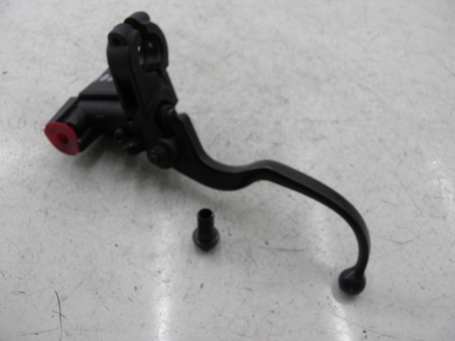 photo de FRONT MASTER CYLINDER YAMAHA X-MAX XMAX 125 (2010 - 2014)