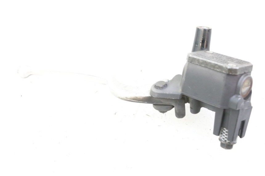 photo de FRONT BRAKE MASTER CYLINDER YAMAHA X-MAX XMAX ABS 250 (2010 - 2014)