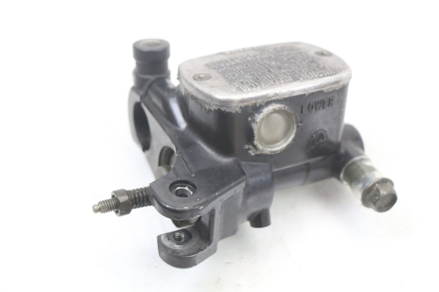 photo de FRONT BRAKE MASTER CYLINDER YAMAHA XJS DIVERSION 600 (1997 - 1999)