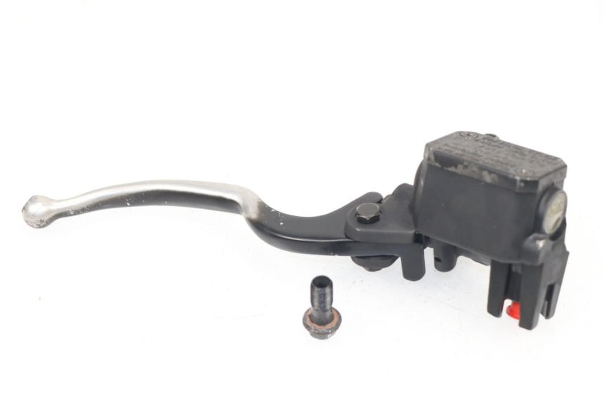 photo de FRONT MASTER CYLINDER YAMAHA XMAX X-MAX 125 (2006 - 2009)