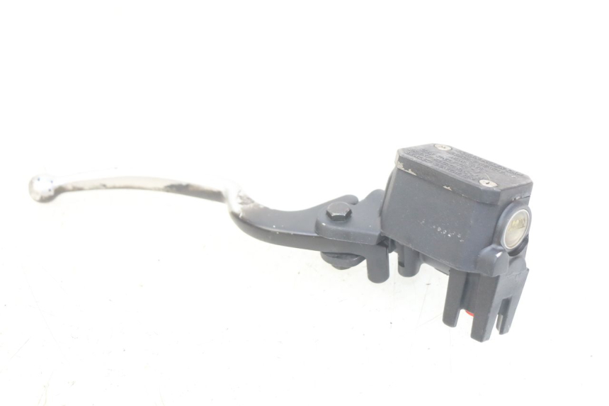 photo de FRONT MASTER CYLINDER YAMAHA XMAX X-MAX 125 (2006 - 2009)