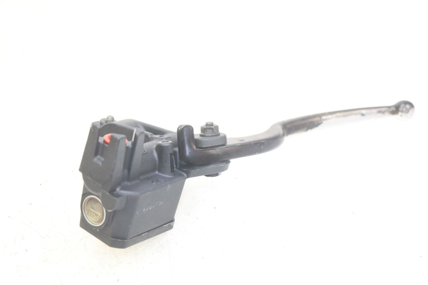 photo de FRONT MASTER CYLINDER YAMAHA XMAX X-MAX 125 (2006 - 2009)