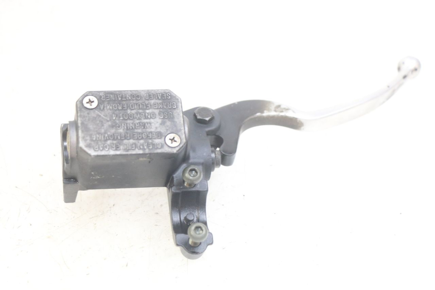 photo de FRONT MASTER CYLINDER YAMAHA XMAX X-MAX 125 (2006 - 2009)