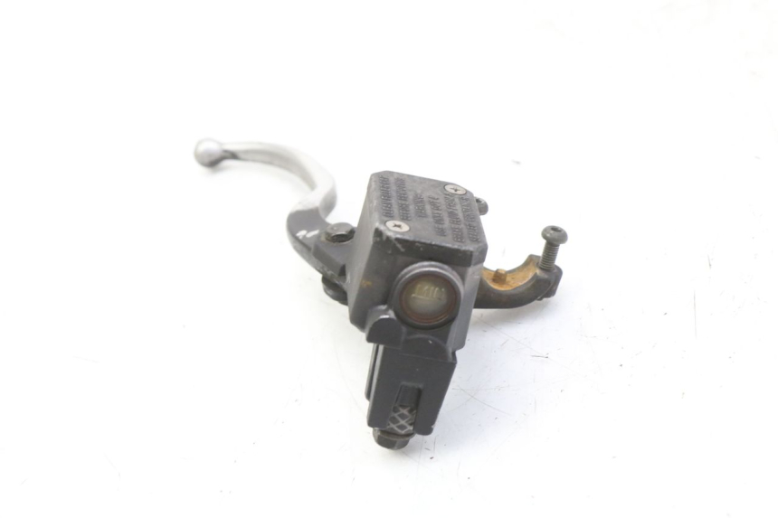 photo de FRONT MASTER CYLINDER YAMAHA XMAX X-MAX 125 (2006 - 2009)