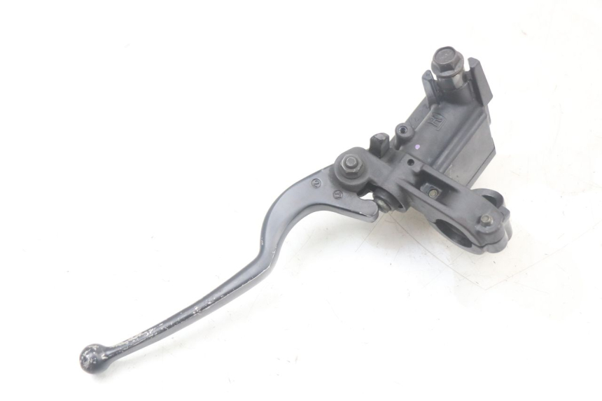 photo de FRONT MASTER CYLINDER YAMAHA XMAX X-MAX 125 (2006 - 2009)