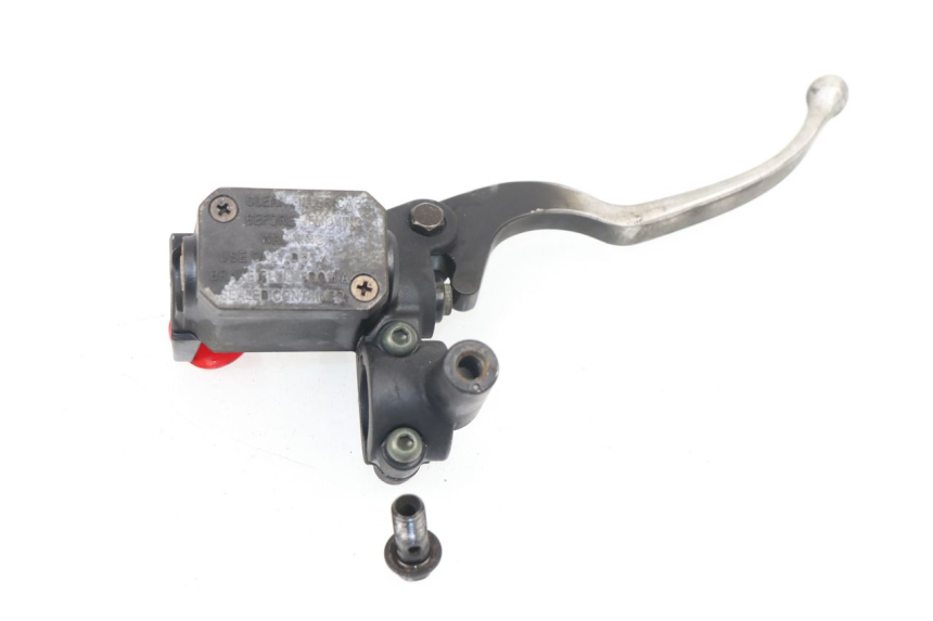 photo de FRONT MASTER CYLINDER YAMAHA XMAX X-MAX 125 (2006 - 2009)