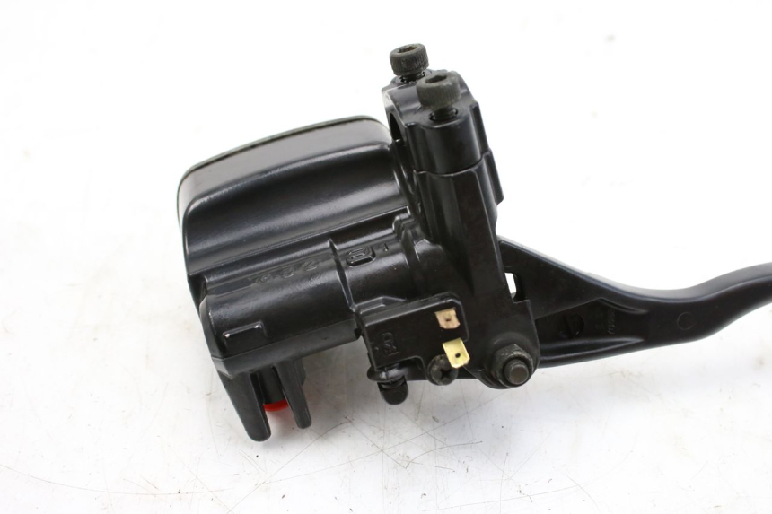 photo de FRONT MASTER CYLINDER YAMAHA XP T-MAX TMAX ABS 500 (2004 - 2007)