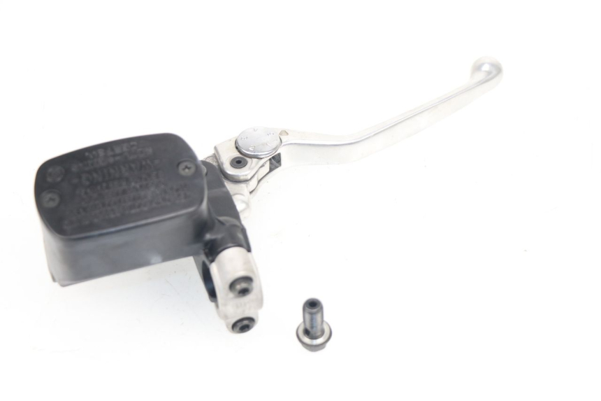 photo de FRONT BRAKE MASTER CYLINDER YAMAHA YP T-MAX TMAX 530 (2017 - 2020)