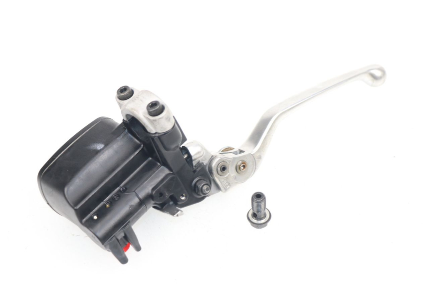 photo de FRONT BRAKE MASTER CYLINDER YAMAHA YP T-MAX TMAX 530 (2017 - 2020)
