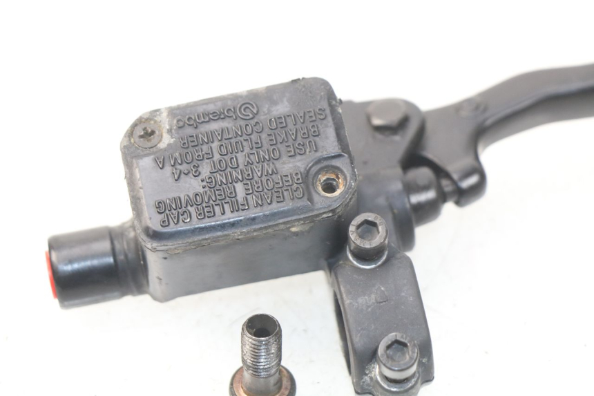 photo de FRONT BRAKE MASTER CYLINDER YAMAHA YP MAJESTY 125 (2007 - 2010)