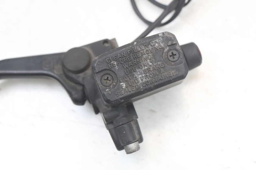 photo de REAR BRAKE MASTER CYLINDER BMW C1 125 (2000 - 2003)