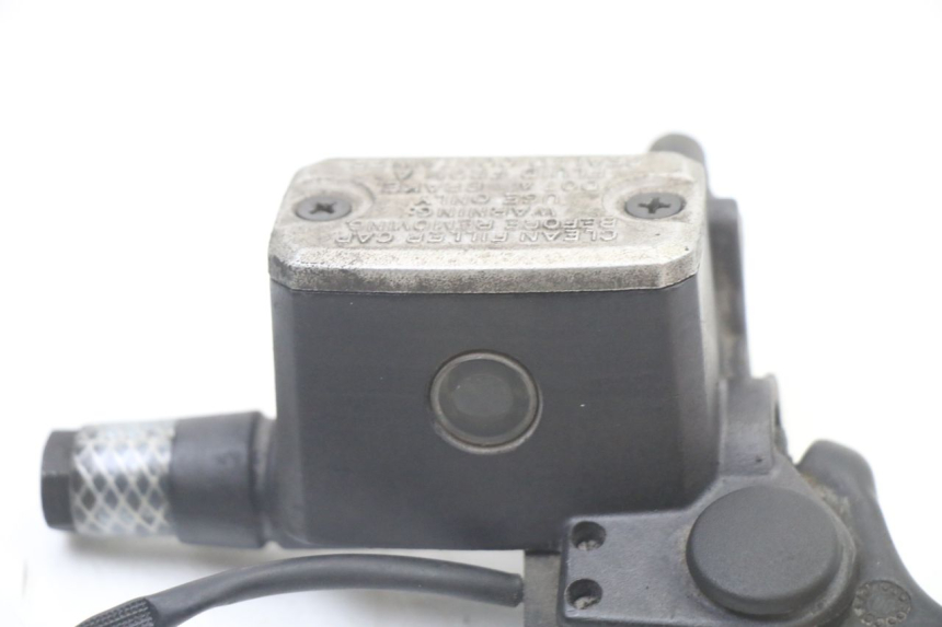 photo de REAR BRAKE MASTER CYLINDER BMW C1 125 (2000 - 2003)
