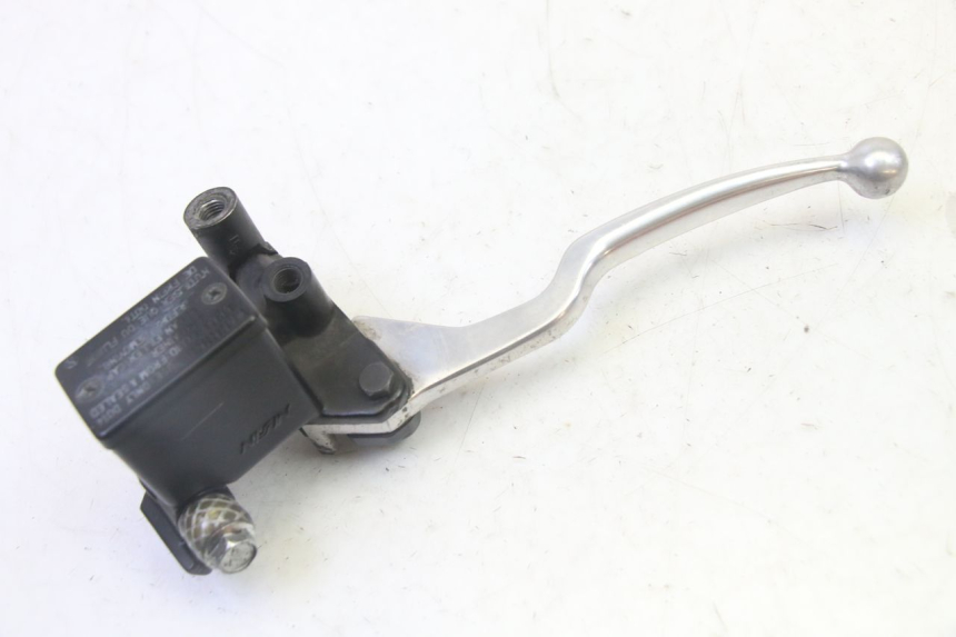 photo de REAR BRAKE MASTER CYLINDER SUZUKI BURGMAN 125 (2007 - 2014)