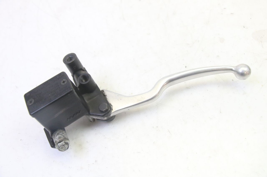 photo de REAR BRAKE MASTER CYLINDER SUZUKI BURGMAN 125 (2007 - 2014)