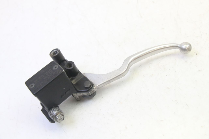 photo de REAR BRAKE MASTER CYLINDER SUZUKI BURGMAN 125 (2007 - 2014)