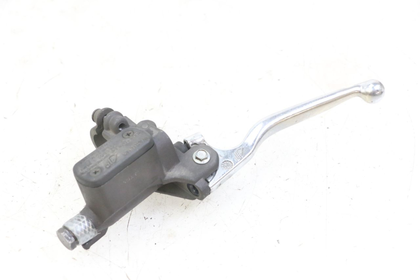 photo de REAR BRAKE MASTER CYLINDER PEUGEOT ELYSTAR 125 (2002 - 2007)