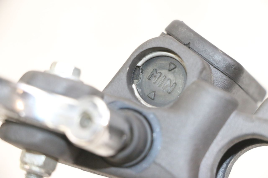 photo de REAR BRAKE MASTER CYLINDER PEUGEOT ELYSTAR 125 (2002 - 2007)