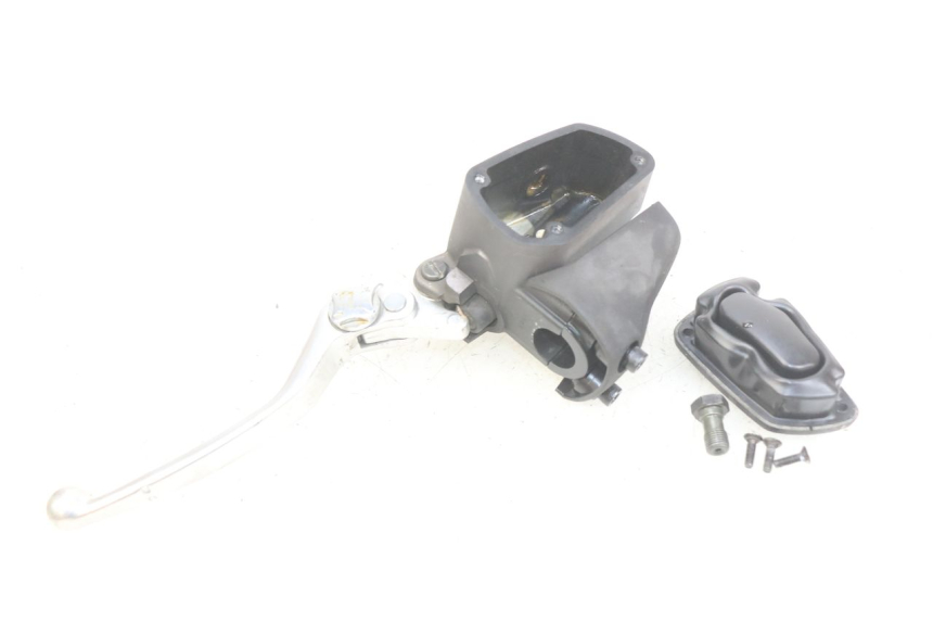 photo de REAR BRAKE MASTER CYLINDER GILERA GP 800 (2007 - 2013) - Component detail
