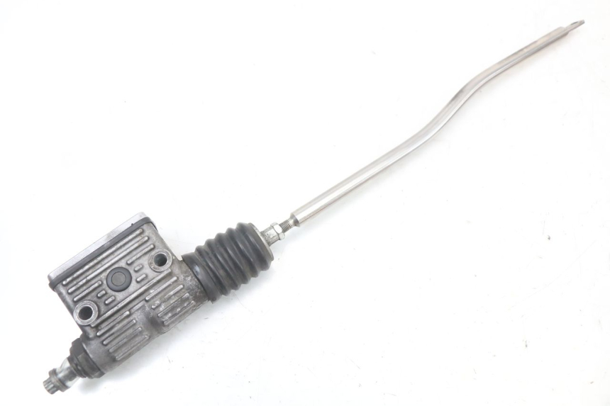 photo de REAR BRAKE MASTER CYLINDER HARLEY DAVIDSON SPORTSTER XL CUSTOM 1200 (2003 - 2004)