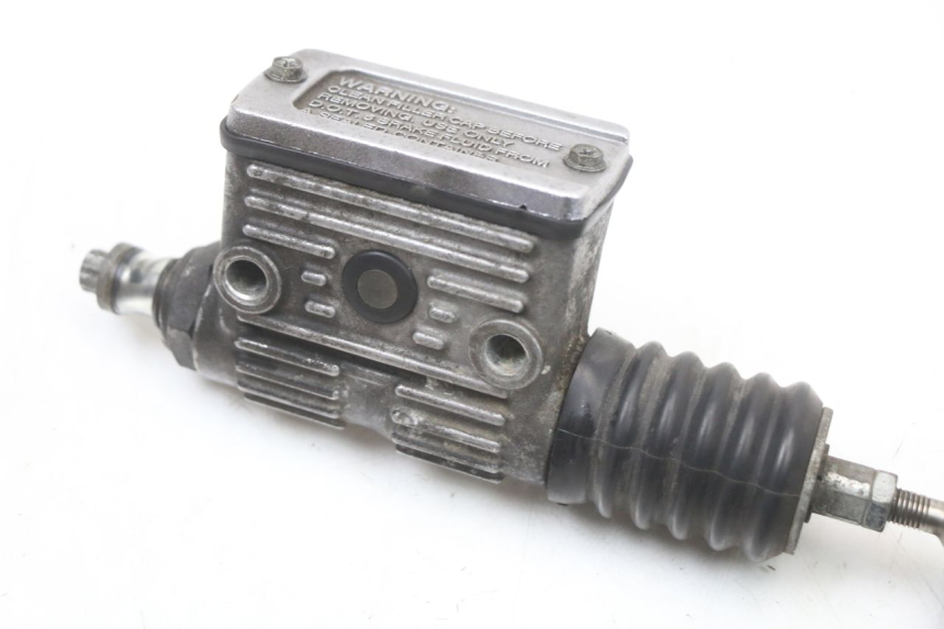 photo de REAR BRAKE MASTER CYLINDER HARLEY DAVIDSON SPORTSTER XL CUSTOM 1200 (2003 - 2004)