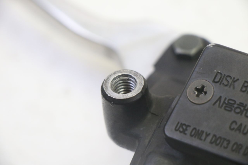 photo de REAR BRAKE MASTER CYLINDER DAELIM HISTORY 125 (2001 - 2002)