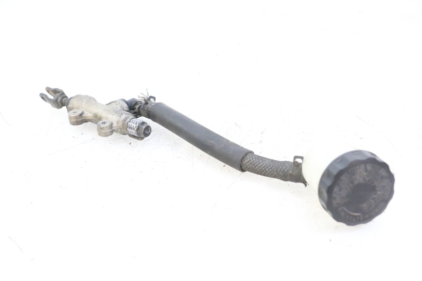 photo de REAR BRAKE MASTER CYLINDER HONDA CBR F 1000 (1993 - 1996)