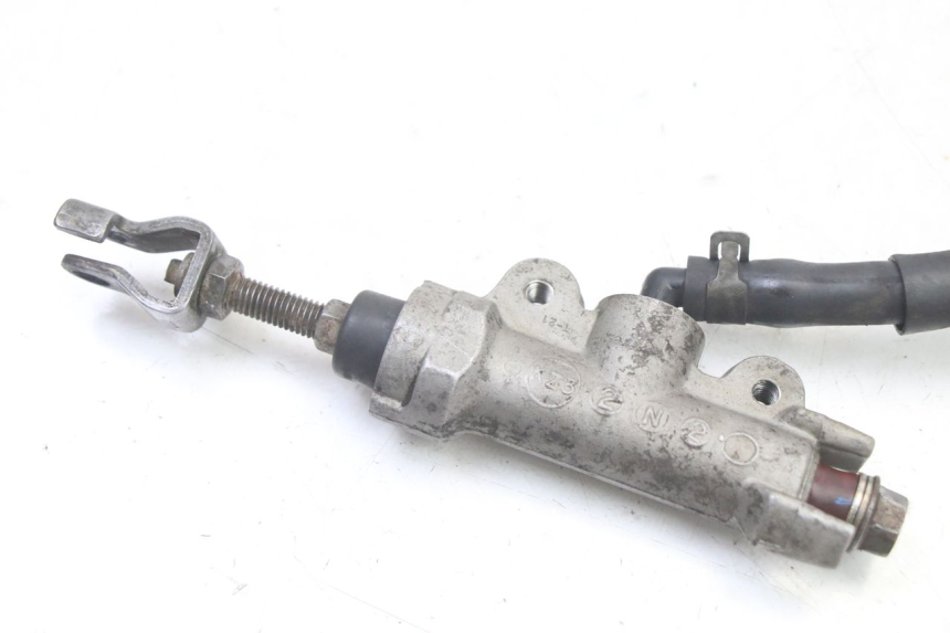 photo de REAR BRAKE MASTER CYLINDER HONDA CR 85 (2003 - 2007)