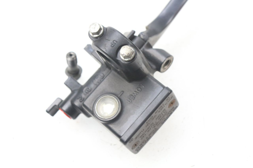 photo de REAR BRAKE MASTER CYLINDER HONDA FES PANTHEON 125 (2003 - 2007)