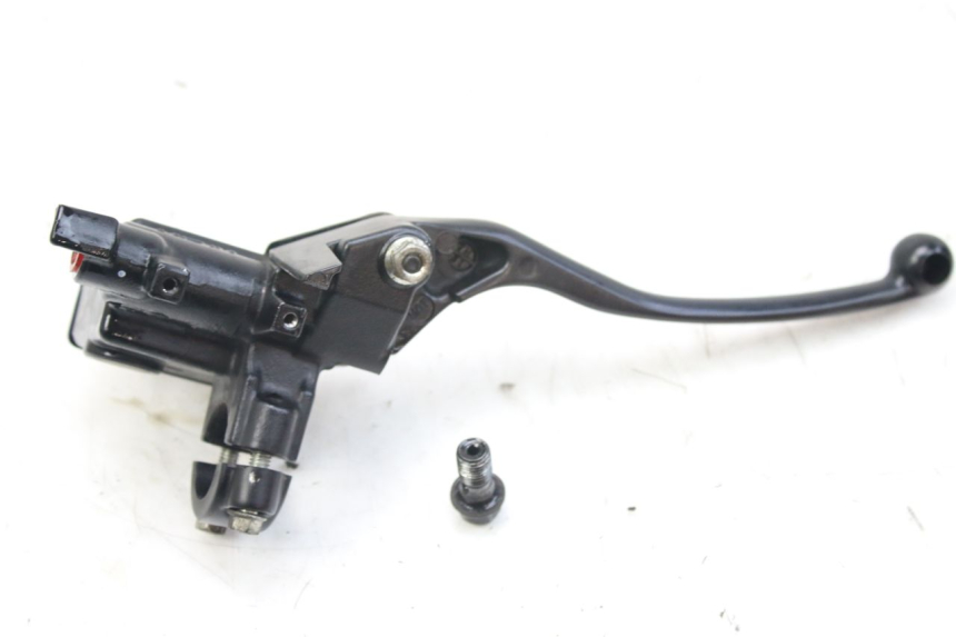 photo de REAR BRAKE MASTER CYLINDER HONDA FES S-WING SWING ABS 125 (2007 - 2015)