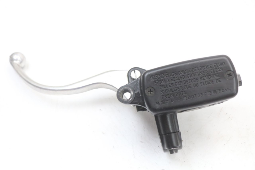 photo de REAR BRAKE MASTER CYLINDER HONDA FJS SILVER WING SILVERWING 400 (2005 - 2008)