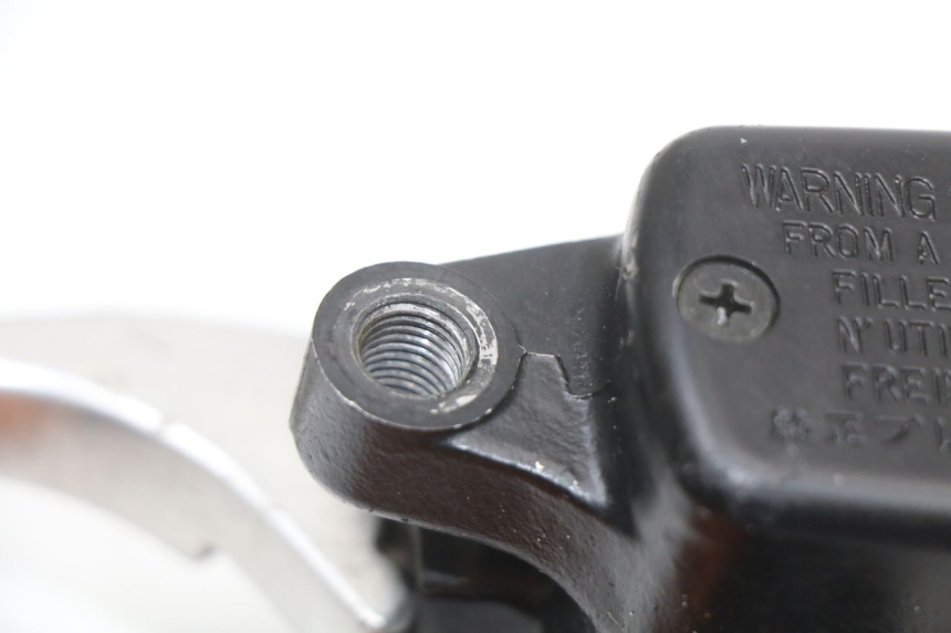 photo de REAR BRAKE MASTER CYLINDER HONDA FJS SILVER WING SILVERWING 400 (2005 - 2008)