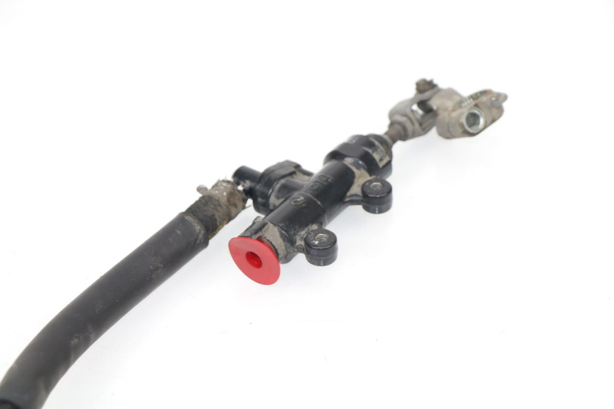 photo de REAR BRAKE MASTER CYLINDER HONDA VF 1000 (1984 - 1988)